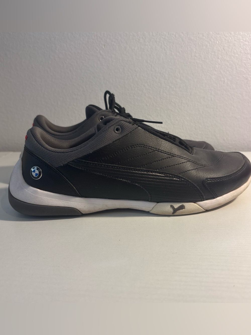 PUMA Mens size 9 BMW Motorsports Shoes